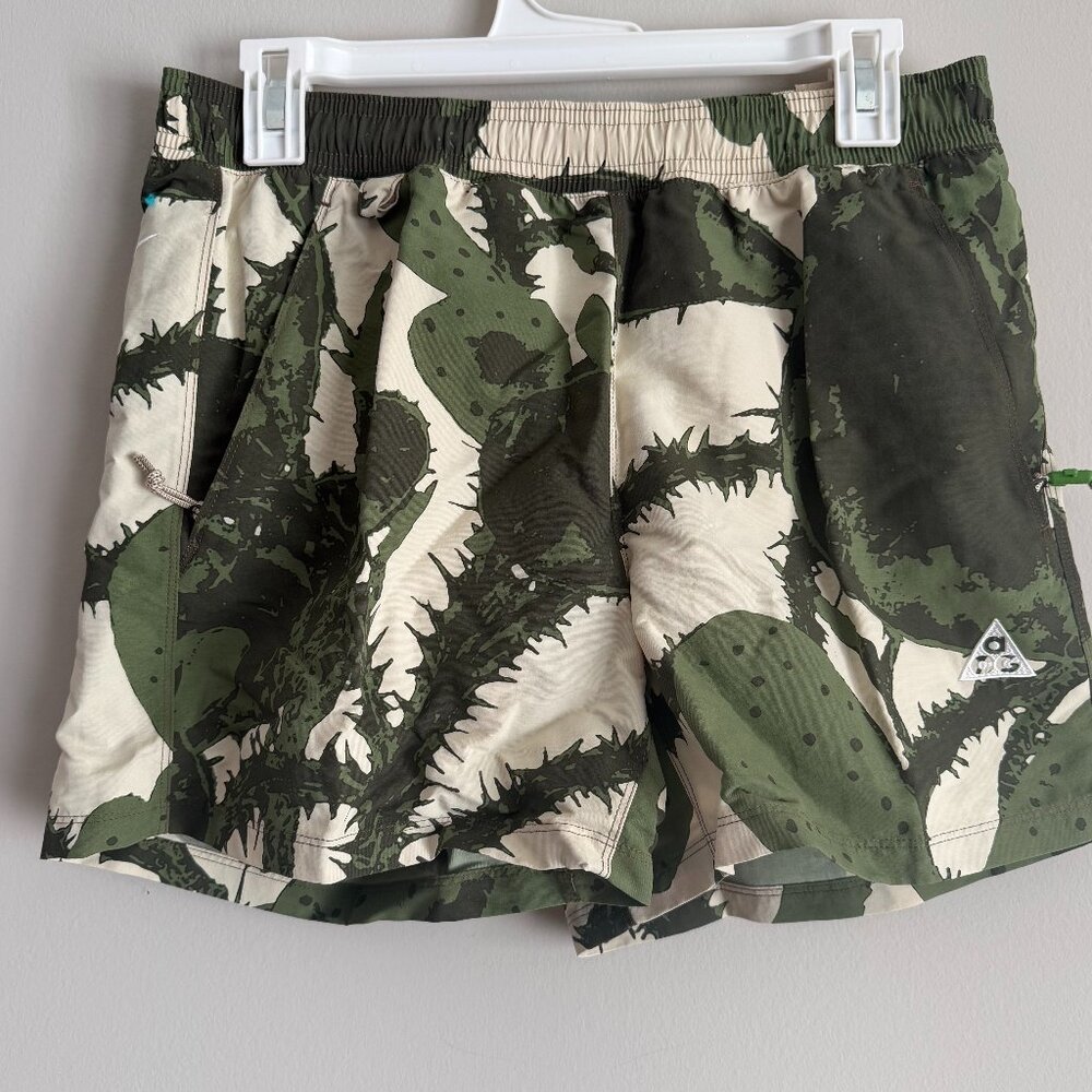 Nike HV0595-229 Men’s Small ACG Shorts Casual Athletic Reservoir Goat